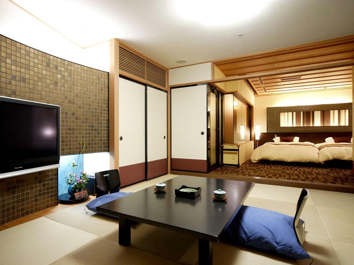 Hotel Notoya Komatsu  Zewnętrze zdjęcie